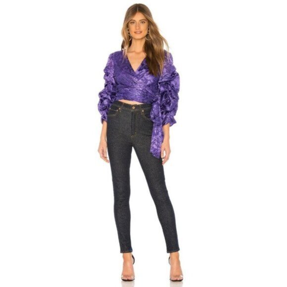 NWT SOS Alice + Olivia Dominica Wrap Top in Baroque Floral Electric Purple  XS - Picture 3 of 9